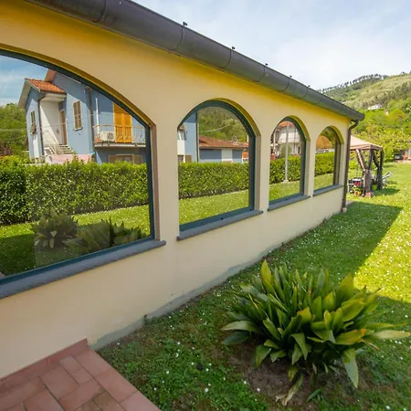 Il Vecchio Noce 3* Brugnato