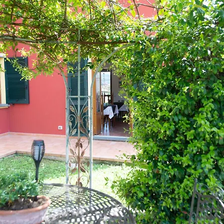 Il Vecchio Noce 3* Brugnato