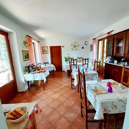 Il Vecchio Noce Guest house Brugnato